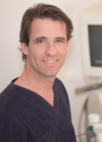 Dr. Schmidt - Vasektomieexperte in Bonn